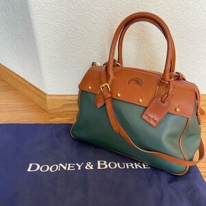 Dooney & Bourke Wilson bag